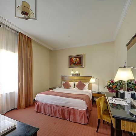 Rayan Hotel Corniche Sharjah Exteriör bild