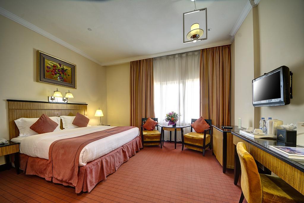 Rayan Hotel Corniche Sharjah Exteriör bild