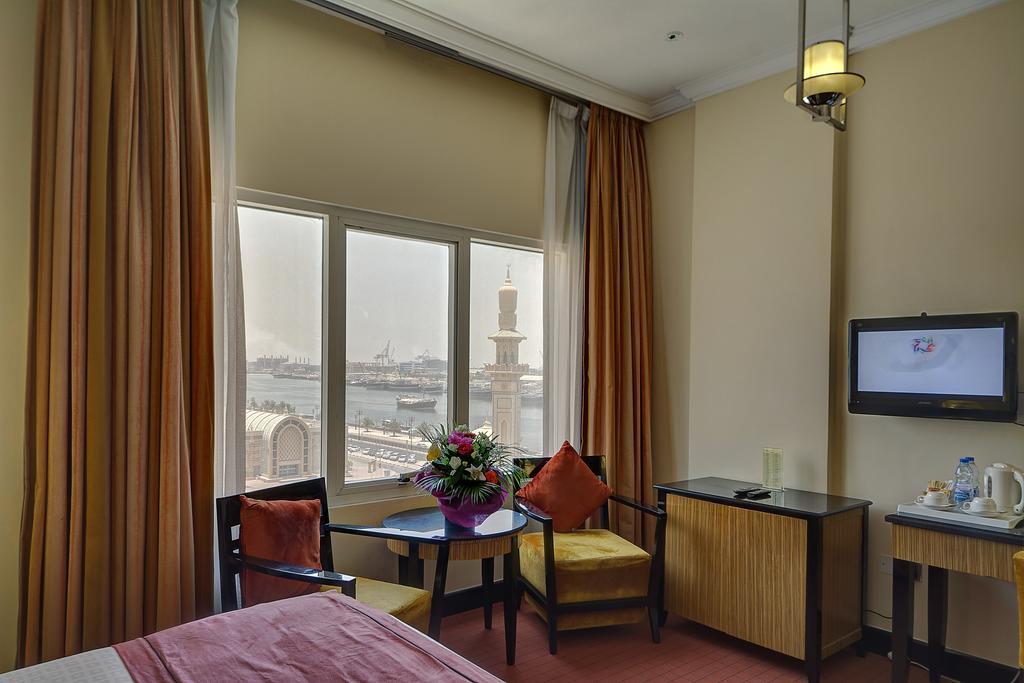 Rayan Hotel Corniche Sharjah Exteriör bild