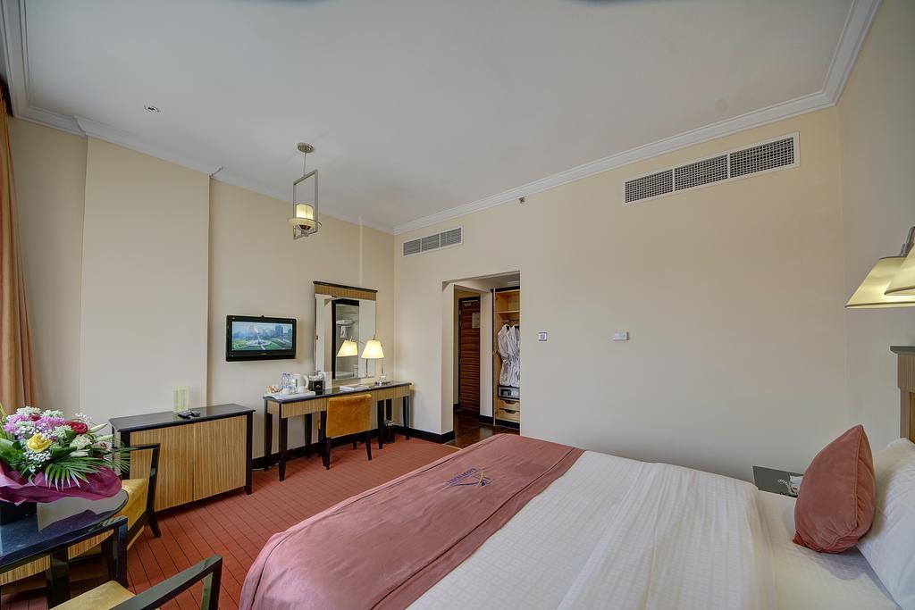 Rayan Hotel Corniche Sharjah Exteriör bild